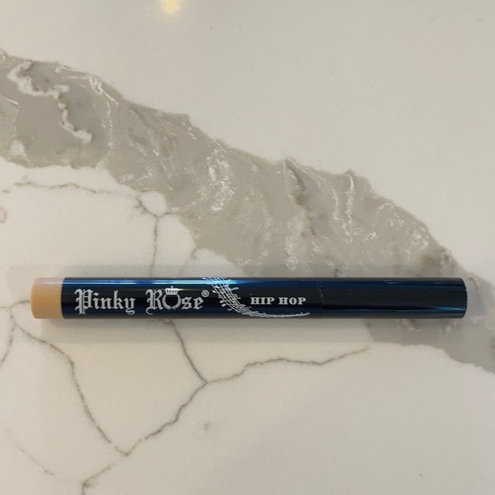 🌸5/$25🌸 Pinky Rose shadow stick in hip hop